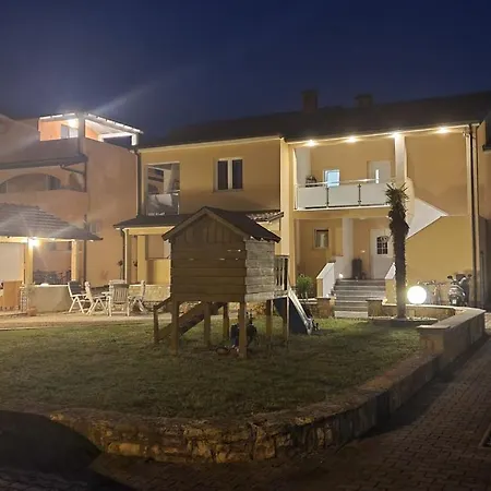 Noel * Porec